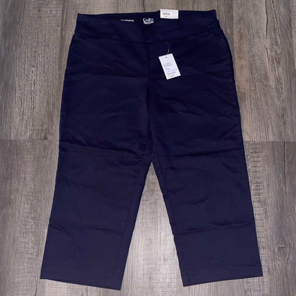 Capri pants